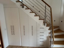 Meuble sous escalier